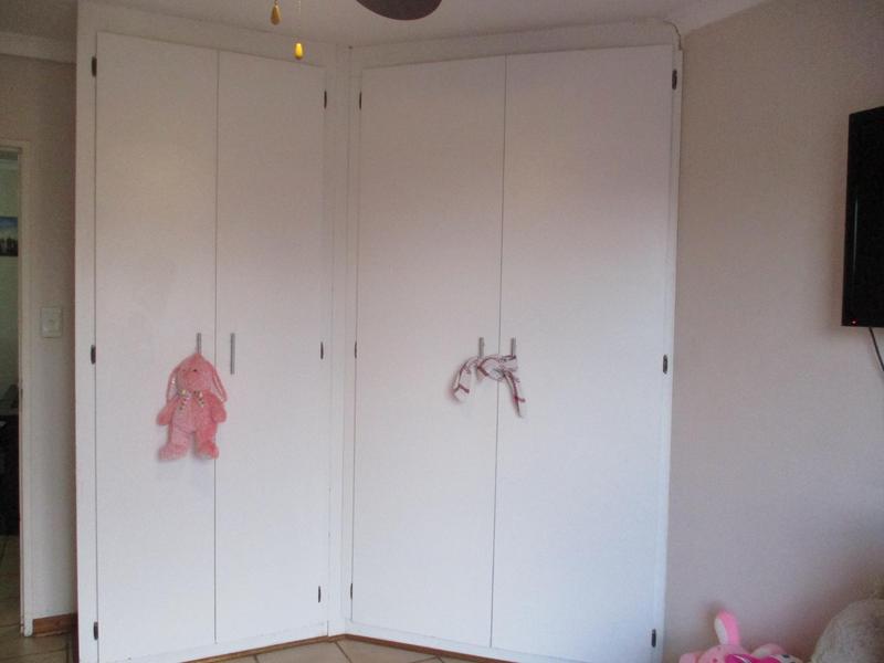 3 Bedroom Property for Sale in Langenhovenpark Free State